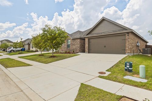 1210 Grand View Dr, Ennis, TX, 75119-1820 | Card Image