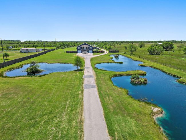 13659 Todd Rd, House other with 4 bedrooms, 4 bathrooms and 2 parking in Winnie TX | Image 40