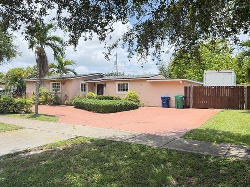 17040-17040 Nw 82nd Ave, Hialeah, FL, 33015-3702 | Card Image