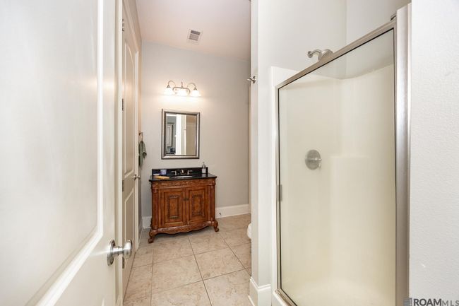 APT-206 - 4637 Burbank Dr, Condo with 3 bedrooms, 3 bathrooms and null parking in Baton Rouge LA | Image 13