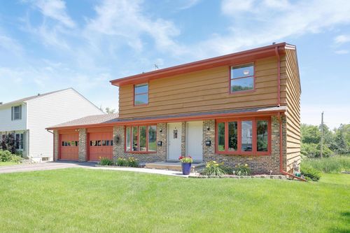 529 Wheeler Dr, Excelsior, MN, 55331-3244 | Card Image