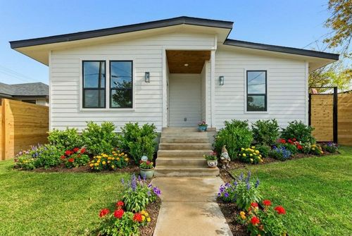 1197 Coleto St, Austin, TX, 78702-1735 | Card Image