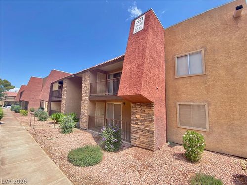 397-5405 Indian River Dr, Las Vegas, NV, 89103-8713 | Card Image