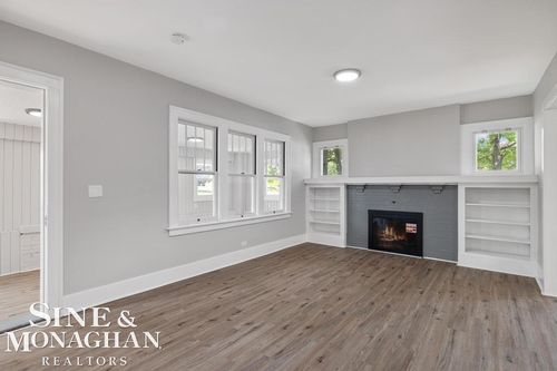 768 Pinecrest Dr, Ferndale, MI, 48220-2357 | Card Image