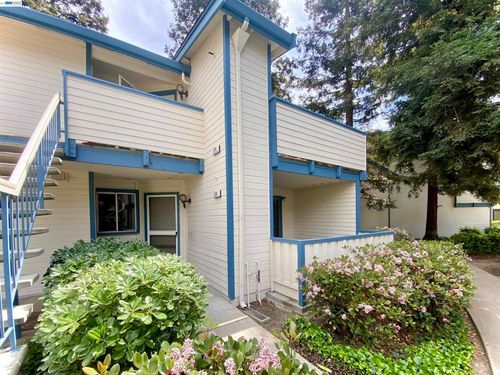 374 Sequim Cmn, Fremont, CA, 94539-7907 | Card Image