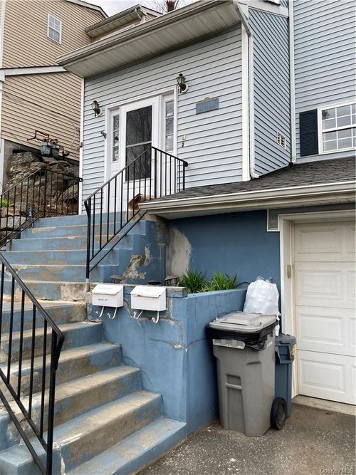 1-211 Mary Lou Ave, Yonkers, NY, 10703-1903 | Card Image