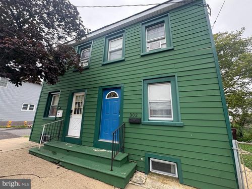 302-300 Madison St, Riverside, NJ, 08075-3126 | Card Image