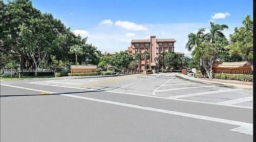 apt-212-1201 River Reach Dr, Fort Lauderdale, FL, 33315-1179 | Card Image