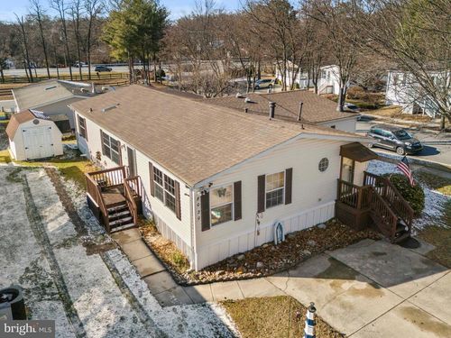 8020 Fair Breeze Dr, SEVERN, MD, 21144-3232 | Card Image