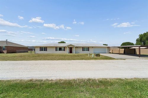 107 Cottonwood Road, Davis, OK, 73030 | Card Image
