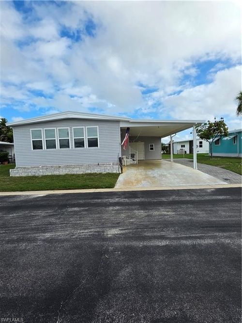 5 Hay St, ALVA, FL, 33920-5584 | Card Image