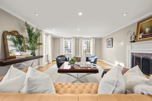 84 Royalston Rd, Wellesley, MA, 02481-1244 | Card Image