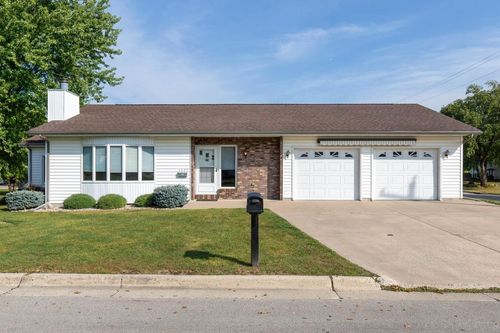 1327 Circle Dr, Aplington, IA, 50604-1018 | Card Image