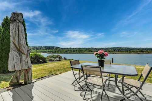 14938 Channel Ln, La Conner, WA, 98257-4733 | Card Image