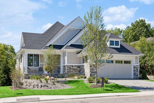 264 Wayzata Blvd E, Wayzata, MN, 55391-1623 | Card Image
