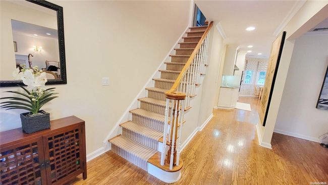 8 Haddington Dr, House other with 5 bedrooms, 3 bathrooms and null parking in Old Westbury NY | Image 8