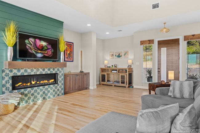 554 Seven Falls Dr, House other with 7 bedrooms, 8 bathrooms and null parking in Fredericksburg TX | Image 16