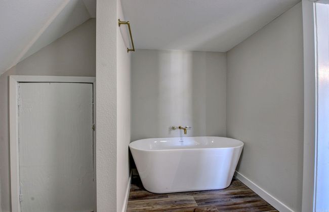 320 E Cedar St, House other with 3 bedrooms, 2 bathrooms and null parking in Warren AR | Image 34