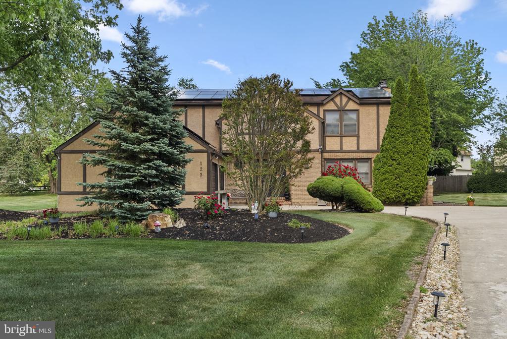 Residential in MOUNT LAUREL 3