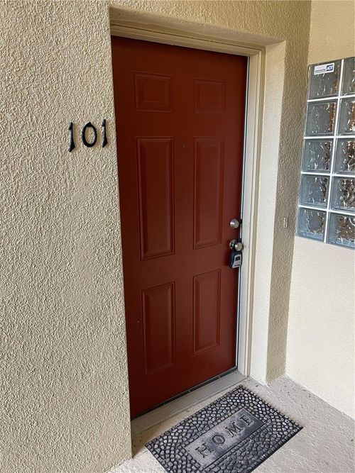 unit-101-6022 Portsdale Pl, RIVERVIEW, FL, 33578-4160 | Card Image