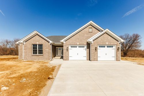 21 Fountain Sq, Covington, IN, 47932-1168 | Card Image