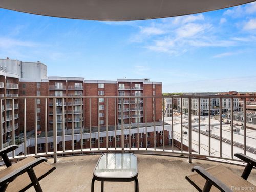 unit-925-411 S Old Woodward Ave, Birmingham, MI, 48009-6650 | Card Image