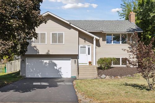 13818 78th Ave N, Maple Grove, MN, 55311-2225 | Card Image