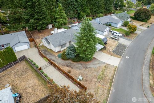 10326 3rd St Se, Yelm, WA, 98597-8806 | Card Image