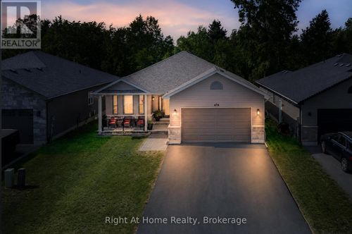 40 Birchmount St, Trenton, ON, K8V0C6 | Card Image