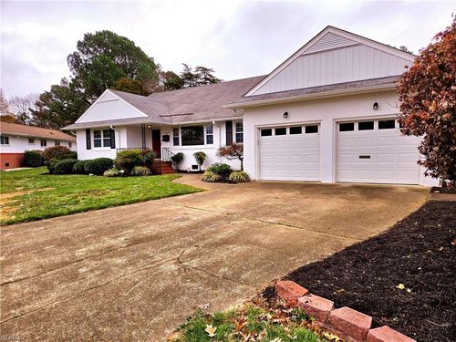 463 Elizabeth Lake Drive, Hampton, VA, 23669 | Card Image