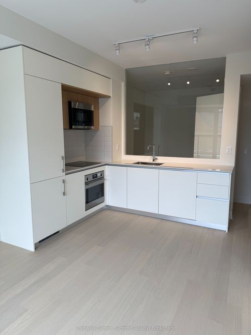 203-322 Dupont St, Toronto, ON, M5R0E3 | Card Image