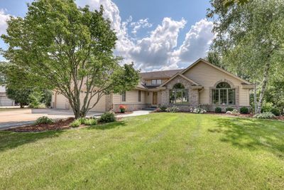 19425 Whitehall Drive, House other with 4 bedrooms, 3 bathrooms and null parking in BROOKFIELD WI | Image 2