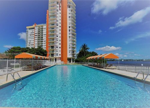 apt-622e-1351 Ne Miami Gardens Dr, Miami, FL, 33179-4894 | Card Image