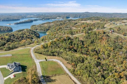 17C Rockfish Ln, Hilham, TN, 38568 | Card Image