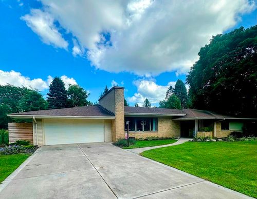 1801 Kingsbury Ave, La Porte, IN, 46350-6711 | Card Image