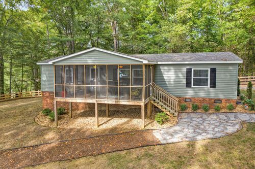 524 Fox Chase Rd, Wirtz, VA, 24184-1906 | Card Image
