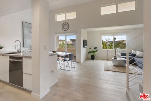 apt-420-13200 Pacific Promenade, Playa Vista, CA, 90094-2154 | Card Image