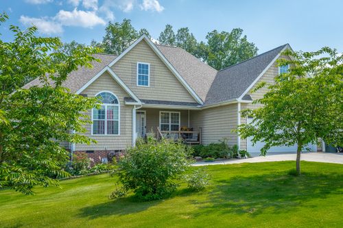 59 Honeysuckle Dr, Rock Spring, GA, 30739-3210 | Card Image