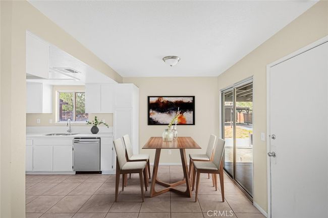 15620 Newmont Ave, House other with 3 bedrooms, 2 bathrooms and 2 parking in Lancaster CA | Image 5