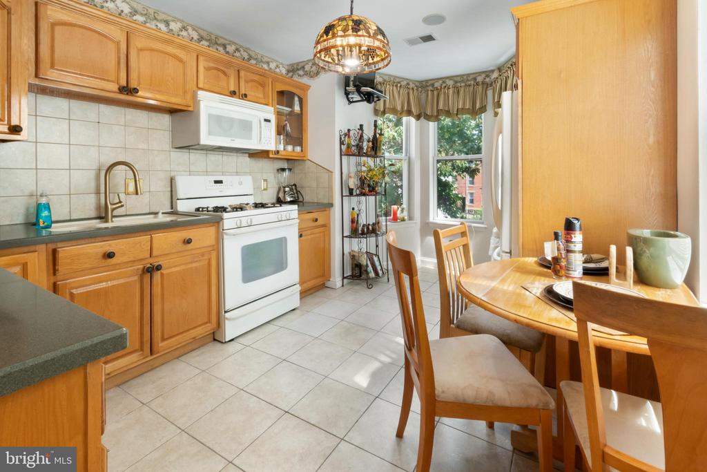 Residential in PHILADELPHIA 4