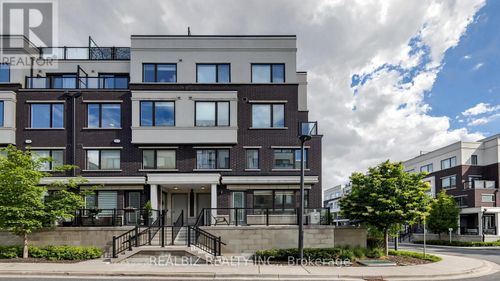 77-400 Alex Gardner Cir, Aurora, ON, L4G3G5 | Card Image