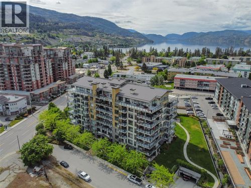 505-3301 Skaha Lake Rd, Penticton, BC, V2A6G6 | Card Image
