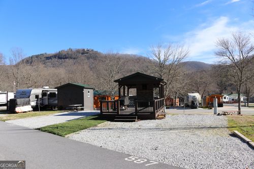 587 River Vista Dr, Dillard, GA, 30537-2139 | Card Image