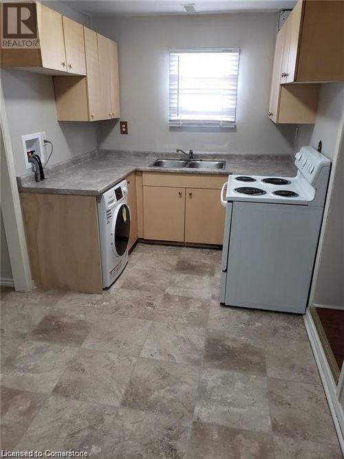 1-205 Kenilworth Ave N, Hamilton, ON, L8H4S3 | Card Image
