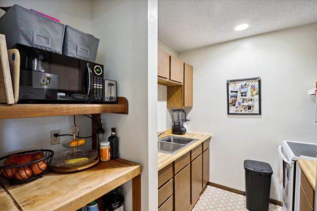 12 Cedar Trl, Condo with 2 bedrooms, 2 bathrooms and null parking in Wisconsin Dells WI | Image 11