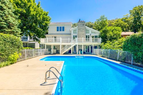 2857 Riverside Dr, Port Huron, MI, 48060-1857 | Card Image