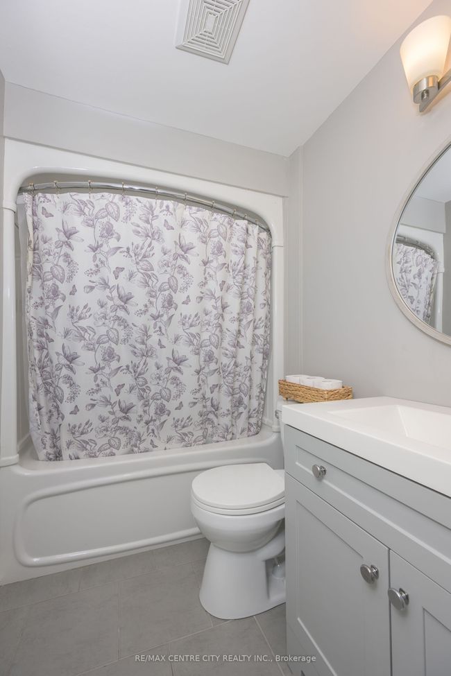 48 - 92 Homestead Cres, Condo with 2 bedrooms, 2 bathrooms and 2 parking in London ON | Image 21