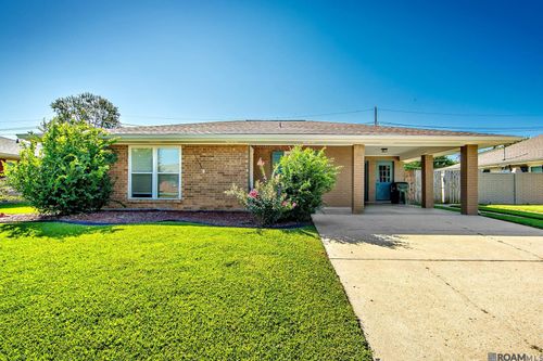 702 Eagle Dr, Houma, LA, 70364-1920 | Card Image
