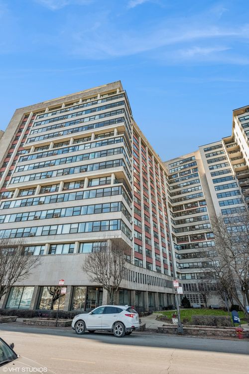 16n-3420 N Lake Shore Dr, Chicago, IL, 60657-7657 | Card Image
