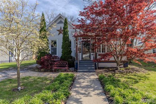 415 E Main St, Carlinville, IL, 62626-1815 | Card Image